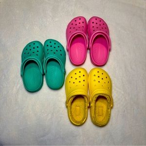 3 pairs of Crocs